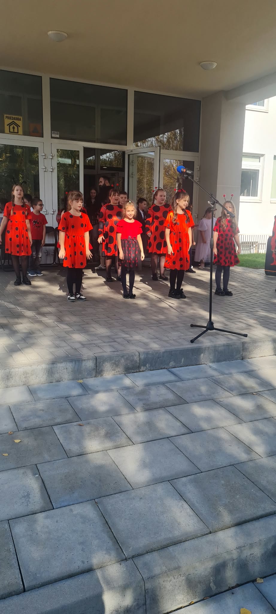 Bendruomenės šventė ,,Sušildykime spalį kartu“